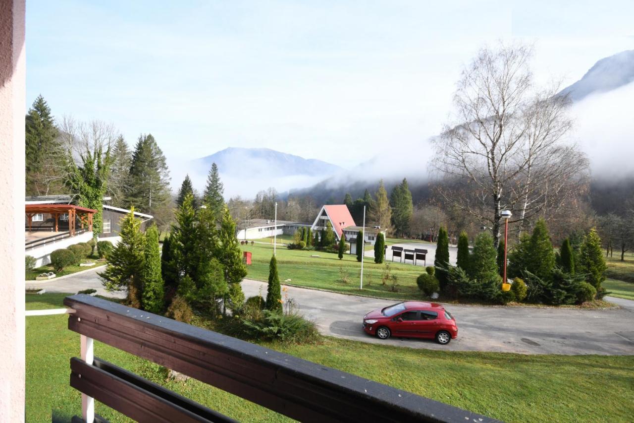 Hotel Mladost Tjentiste Luaran gambar