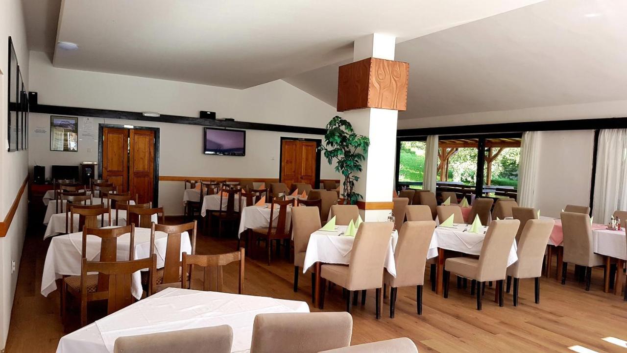 Hotel Mladost Tjentiste Luaran gambar