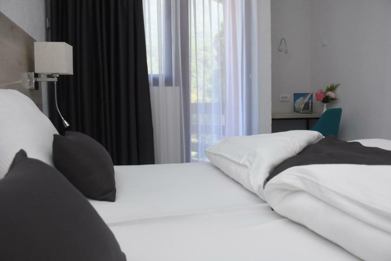 Hotel Mladost Tjentiste Luaran gambar
